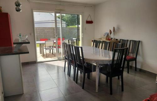 Maison lumineuse, quartier calme, proche mer, 8 personnes - Foto 8