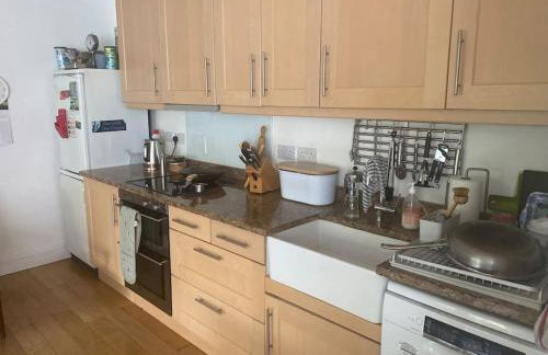 Spacious and light West London basement flat - Foto 9