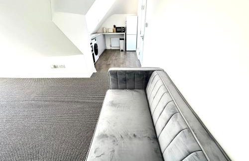 Stylish Modern, Private Apartment,15 Mins To Central London - Photo 14