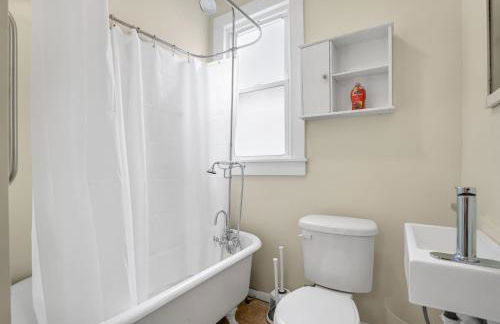 The Beach Peach - Downtown location with new charm! - Foto 25