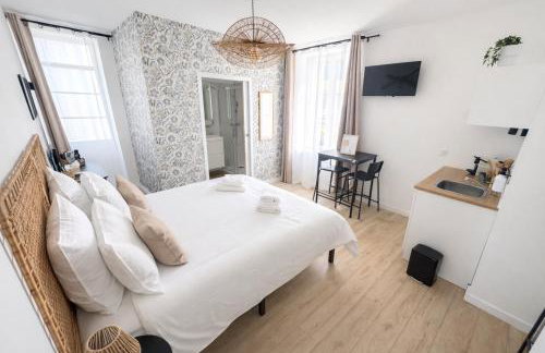 La Villa Blanche Appart hôtel - Photo 13