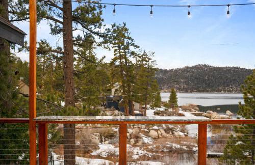 Luxe Lakefront with Hot Tub, Fire Pit, Game Room, Boat Dock - Foto 49