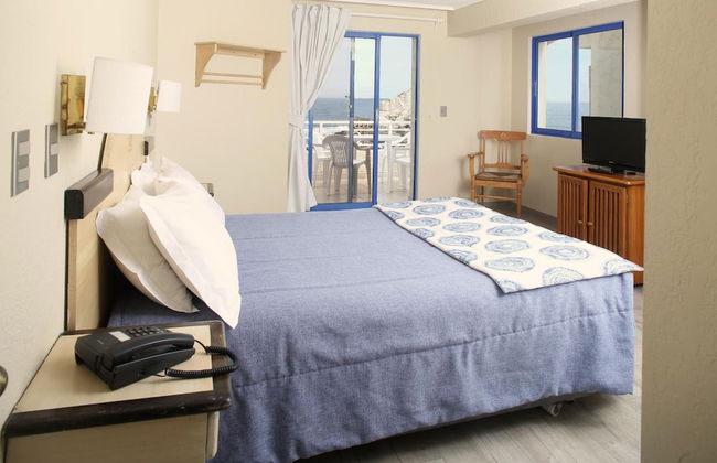 MR Mar Suites - Photo 12