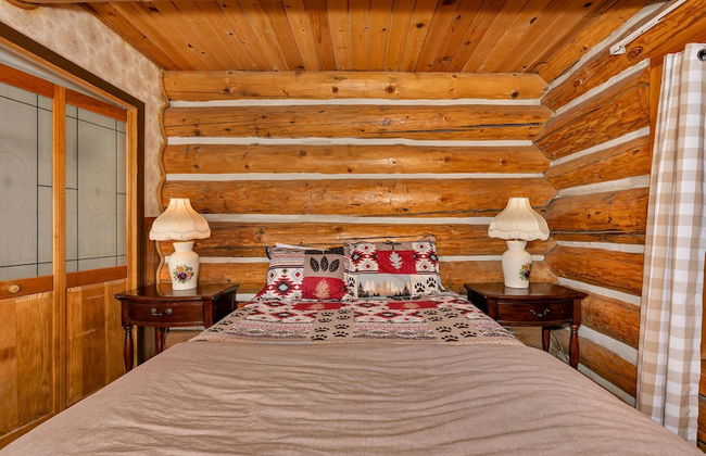 The Log Home Quintessential Log Cabin in Ynp! - Foto 5