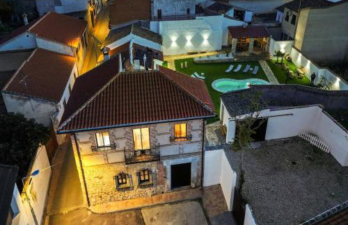 VILLA T to15 min from Puy du Fou Billiar, Movies, BBQ,Pool - Foto 21