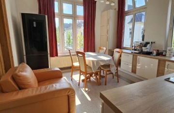 135qm 4 Zimmer Ferienwohnung in Stadtnähe, Wintergarten Parkplatz - Photo 9