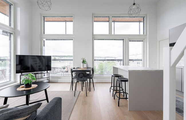 3BR Modern Loft Penthouse with Sauna & Parking - Foto 7