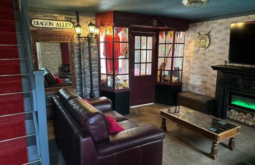 Quidditch Quarters Themed Property - Foto 34