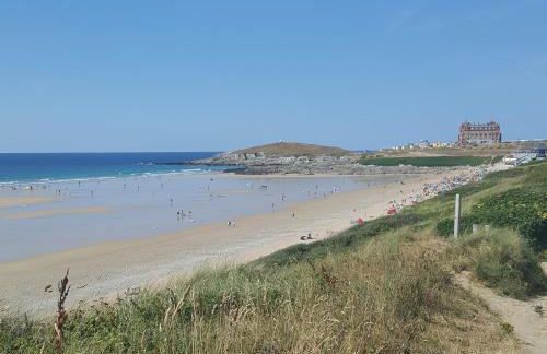 For the Shore, Fistral Beach Newquay - 2 Bed 2 bath - Private Parking with garage for 2 vehicles - Foto 14
