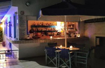 Blue White Apartments - Kefallonia Poolside Retreats - Foto 18