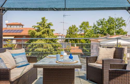 Comics & Cars - Themed Penthouse in Motor Valley - Foto 52