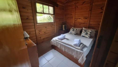 Sítio com Casa de Madeira com 2 quartos 100m2 px Centro de Salesópolis - Foto 4