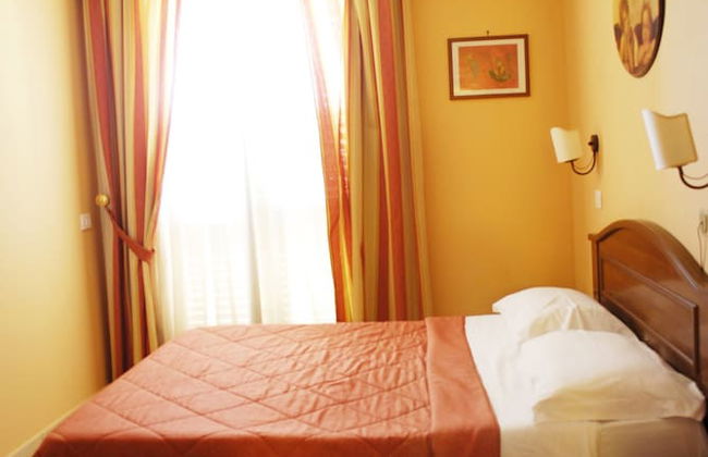 Greta Rooms Hotel - Photo 18