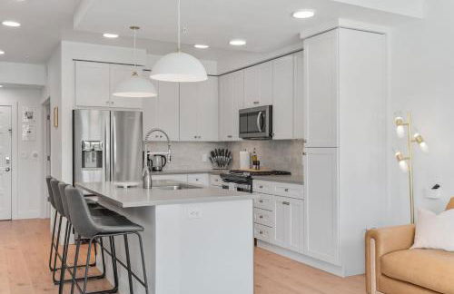 Designer 1BR with Pool and Htub - Foto 15