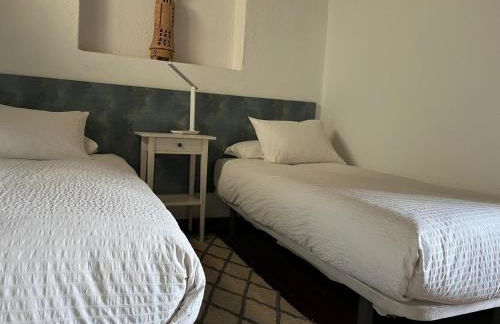 Dos Violetas - Foto 30