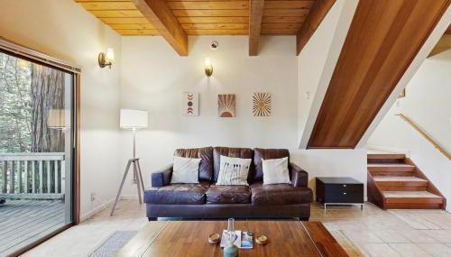 Deep Woods Hideaway - Foto 5