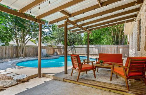 Poolside Oasis, Peaceful Retreat -20 min to Austin - Foto 1