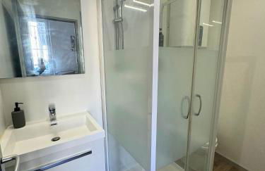 Mini Nid - Centre - Wifi - Equipé - Cosy - Foto 7