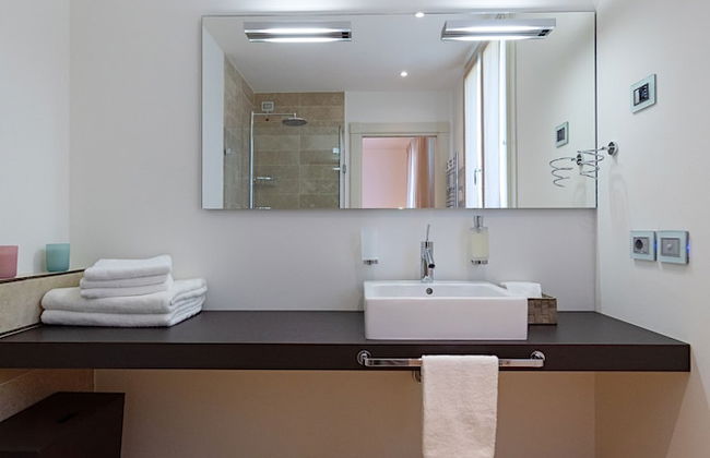 Luxury Lakefront Catullo A1 by Wonderful Italy - Photo 46