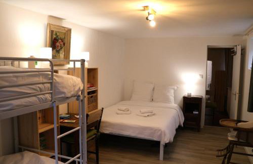 Maison au pied des remparts - Foto 14