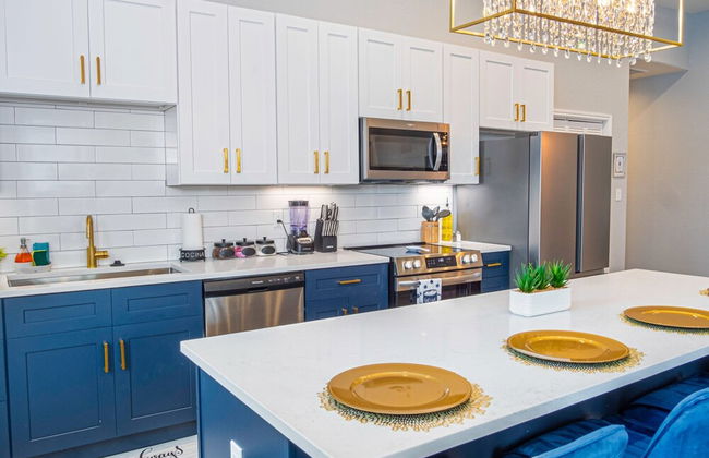 Trendy Historical Home Near Downtown Attractions - Foto 12