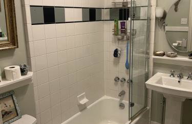 87 on Pine - Beautiful Historic Townhome - Foto 48