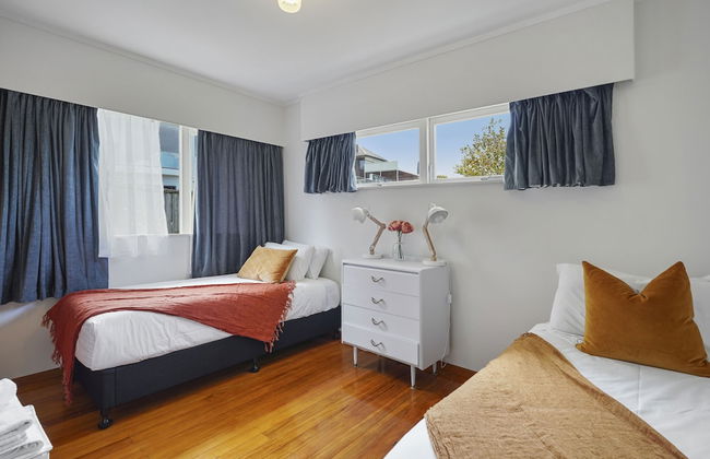 Dazzling Mairangi Bay Retreat Sea Views - Foto 10