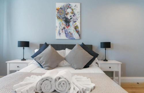 Modern 2 Bedroom 2 Bathroom Apartment With Balcony Near Shoreditch Sleeps 6 - Foto 25