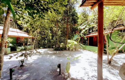 CHaLéS GuiGó, Refugio em meio a natureza - Photo 65