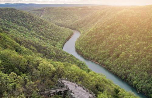 The Escape Pod Cheat Lake, Morgantown, Hot Tub, 2Bed, 2Bath - Foto 41