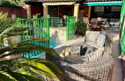 Maison conviviale à Fréjus avec piscine à débordement - Foto 17