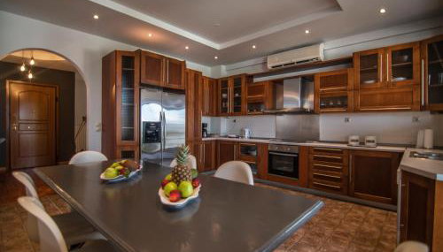 Akrata's Elegant Luxury Suite - Foto 3