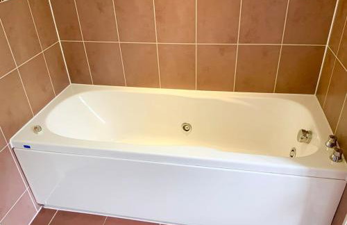 Luxurious Executive 5 Bedroom Whole Home - For 10 - Foto 24