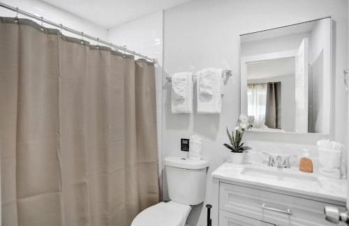 Spacious home wpool fire pit grill - Foto 30