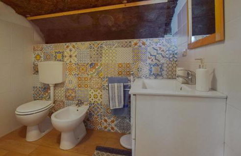 Awesome Home In Motta San Giovanni - Foto 16