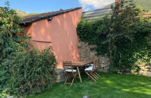 Cal Barné, acogedor alojamiento con jardín en Das - Foto 4