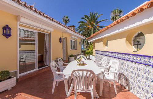 Villa in protected space in front of the sea - Foto 23