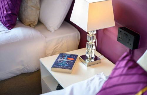 Bright and Cosy 3-bedroom Home near Manchester - Free parking - Sleeps 6 - Foto 15