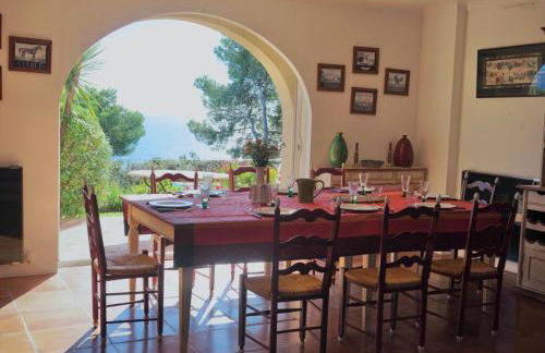 Grande villa familiale vue mer avec piscine - domaine privé à St Cyr sur Mer - Foto 27