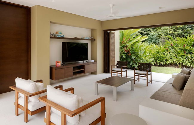 w Amazing 4BR Villa at Mesa de Yeguas - Photo 5