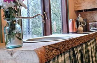 The Woodland Lodge - Wood Fired Hot Tub and Firepit - Foto 21