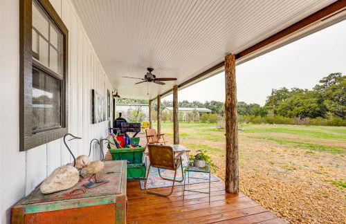 Large Yard and Pond Fayetteville Rural Retreat - Foto 17