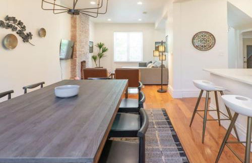 Spacious and Cozy St Louis Gem ABODEbucks - Photo 10