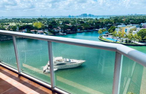 OCEAN BAY VIEWS 2Bdr 2Bath BEACH CONDO PARKING - Photo 55