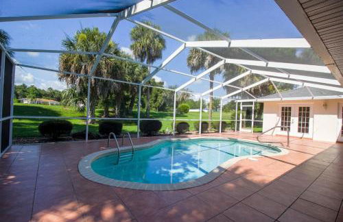Hernando 4BR-3BA Private Pool Oasis - Photo 20