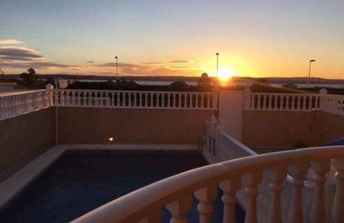 Chalet con vista para salinas y piscina privada - Foto 2