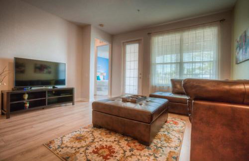 Beautiful LAKEVIEW Deluxe Condo Near Theme Parks - Foto 6
