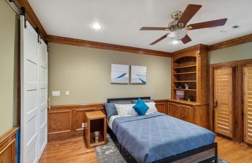 Luxury 5 Acre Private Estate on Lake Ray Roberts - Foto 25