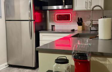 Above All-d'town, parking, gym, cruise, walkable - Foto 9