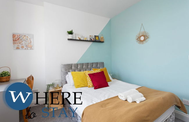 Elegant 4bed House-free Parking - Photo 15